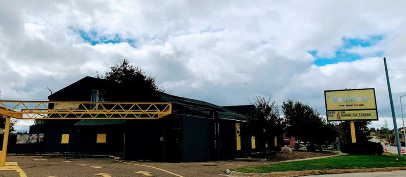 Green Parrot Bar (Press Box, Bongos) - Bongos (newer photo)